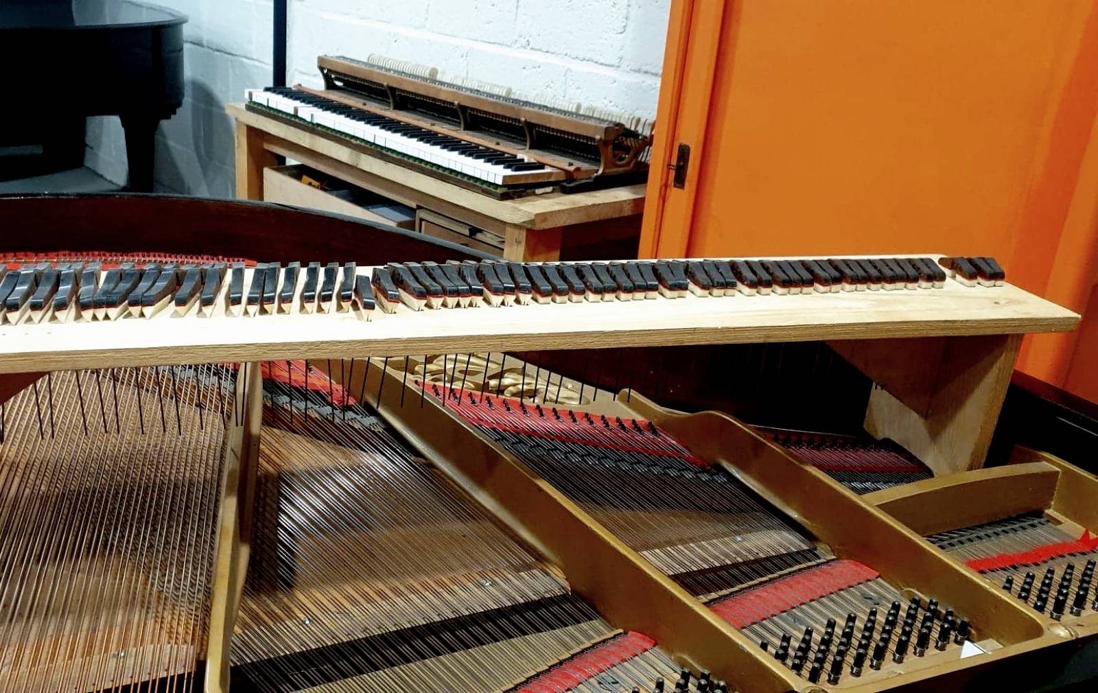 Réparation et restauration de pianos en bretagne aux alentours de Rennes