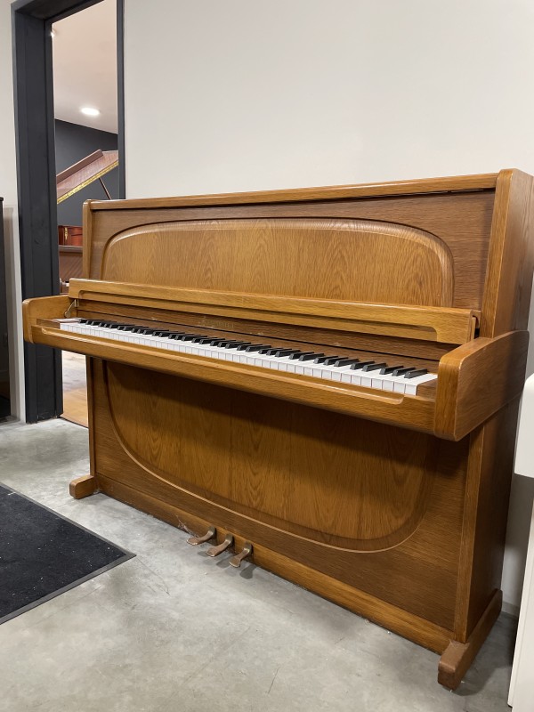 Acheter un Piano SCHIMMEL sur Rennes et la région Bretagne