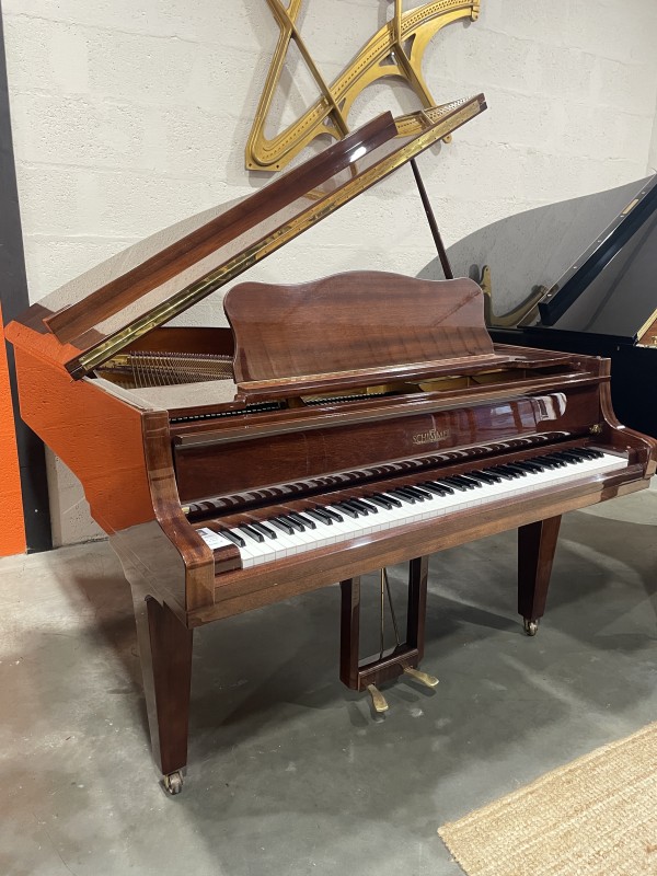 Acheter un piano quart de queue Schimmel d'occasion sur Nantes et la région de Bretagne