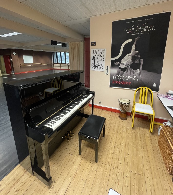 Location d’un piano de concert Steinway & Sons pour le conservatoire de Rennes au Théâtre National de Bretagne