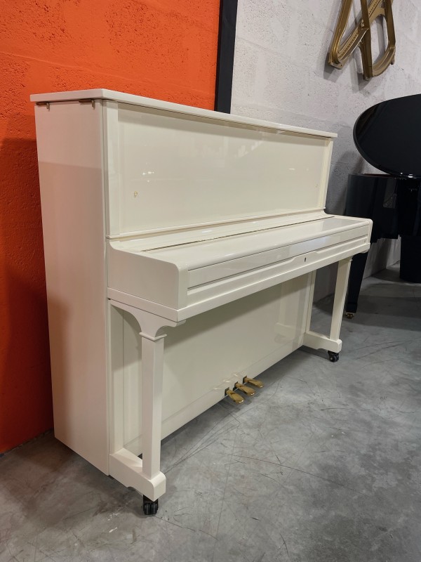 Acheter un piano d'occasion en Bretagne YOUNG CHANG préparé en atelier et garanti 5 ans