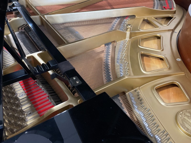 KAWAI RX 2 d'occasion en vente chez Pianos Pianos 