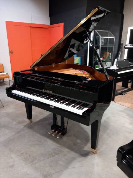 Piano à queue Kawai GL 30 Aures 2