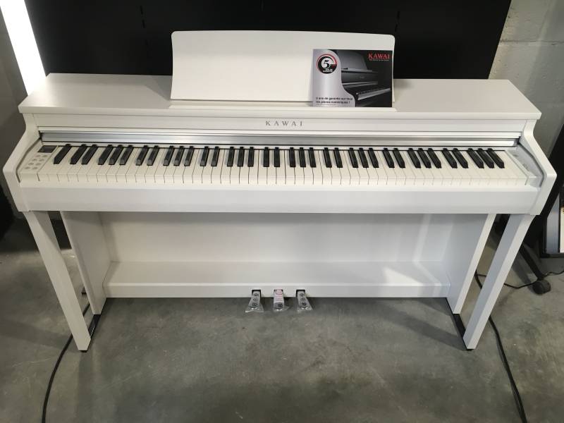 Acheter un piano numérique KAWAI CN201 sur Lorient et le Morbihan