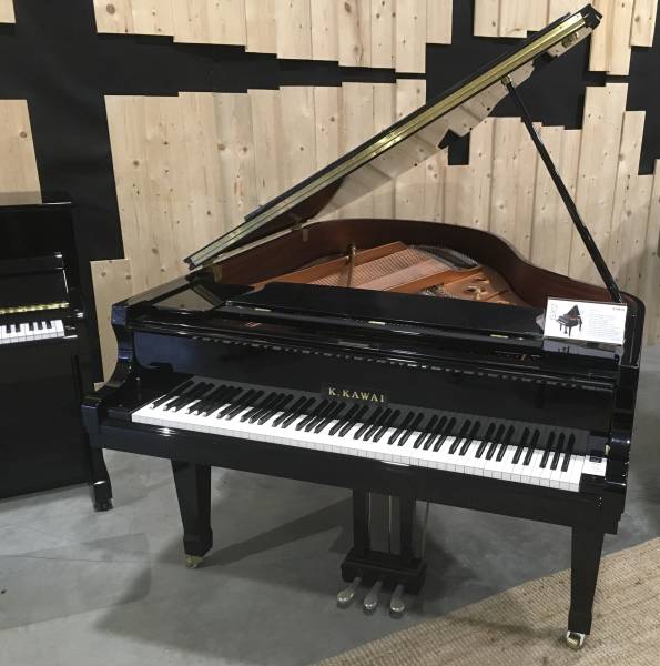 Piano à queue Kawai GX 2 à Rennes et en Bretagne