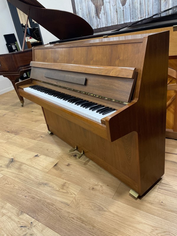 Acheter un piano droit de marque SAMICK modèle S-105, pour apprendre le piano