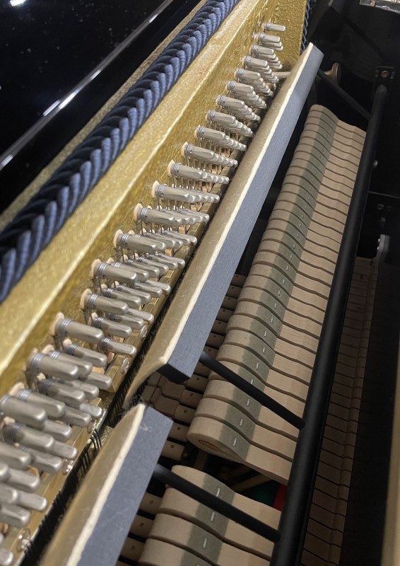 Piano RAMEAU 122 royale en excellent état 