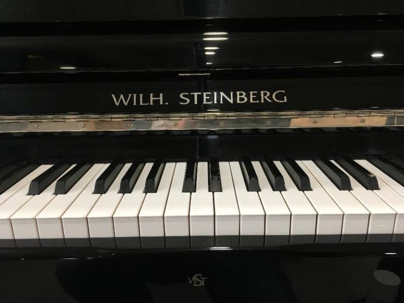 acheter un piano d'occasion Steinberg sur Rennes et la région Bretagne
